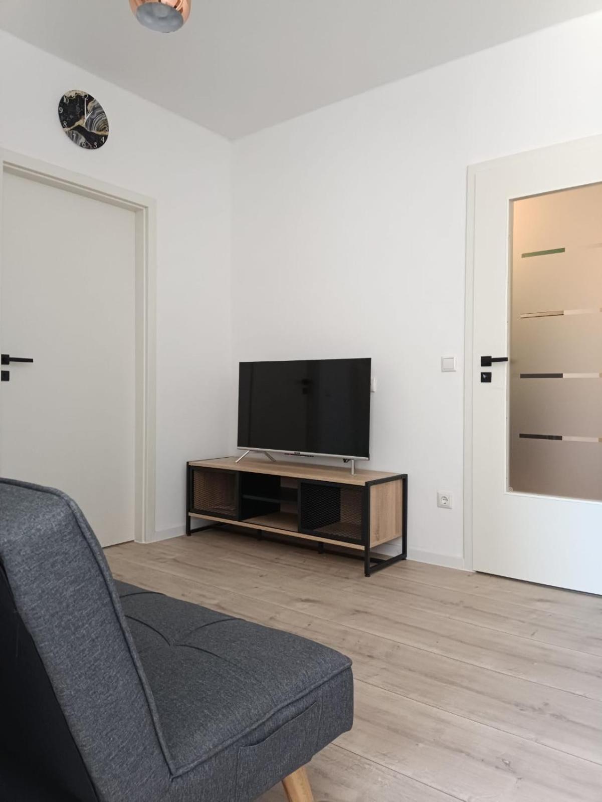 Ferienwohnung Enzian - Naehe Kapellplatz - Oeffentlicher Parkplatz - Aufzug Altötting Eksteriør billede